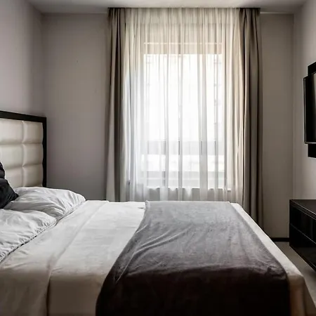 Luxury In Buda Apartment